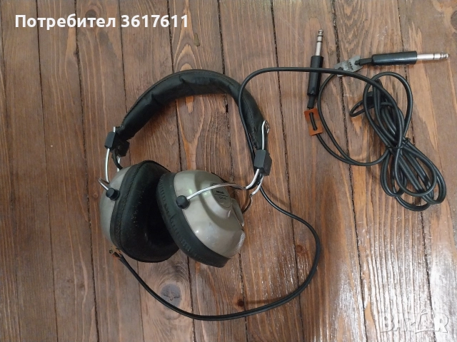 Ретро hi-fi слушалки JVC