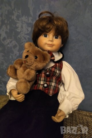  Колекционерска порцеланова кукла , снимка 2 - Колекции - 34775356