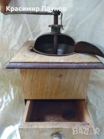 Стара мелничка за кафе ., снимка 2 - Антикварни и старинни предмети - 50247876