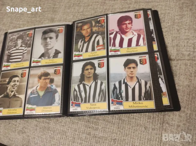 За колекционери: Албум със 160 картички на Локомотив Пловдив, снимка 2 - Футбол - 49060360