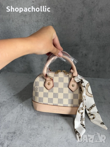 Мини дамски чантички Louis Vuitton, снимка 2 - Чанти - 56275028