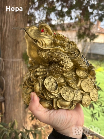 Трикрака жаба с паричка в устата, снимка 6 - Декорация за дома - 53408502