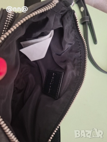 Малка кокетна чанта Desigual , снимка 4 - Чанти - 51600709