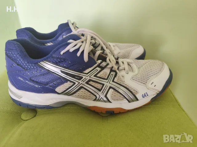 Мрежести спортни обувки Asics