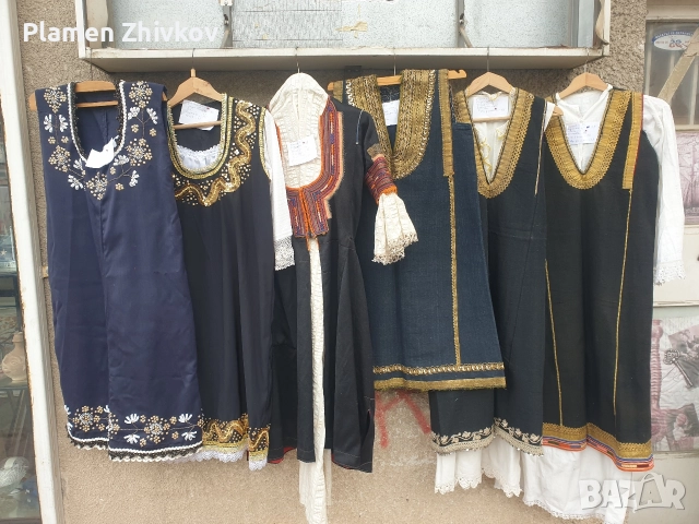 много и различни носий, снимка 10 - Антикварни и старинни предмети - 52570745