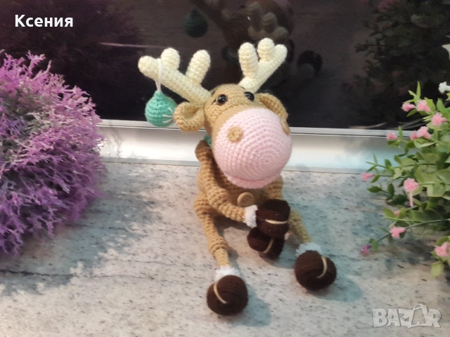 Елен с топка, Ръчно изработена, Плетена играчка