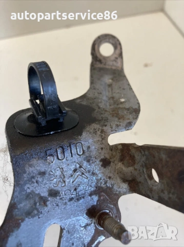 Конзола / държач за Peugeot 5008 1.6 HDI (2013) 9674942480, снимка 2 - Части - 53742677