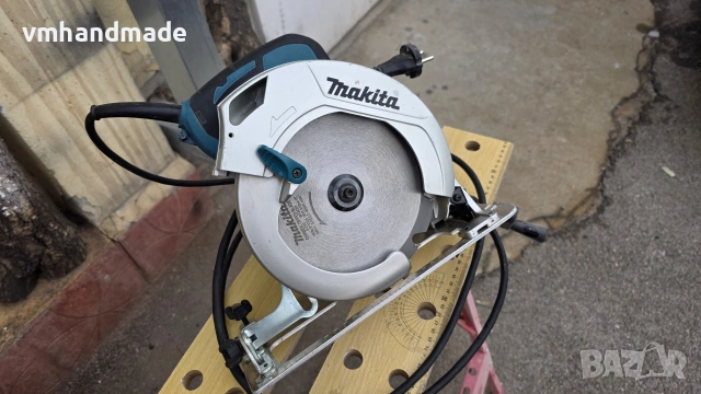 Makita HS7601 ръчен циркуляр, снимка 4 - Циркуляри - 53201149