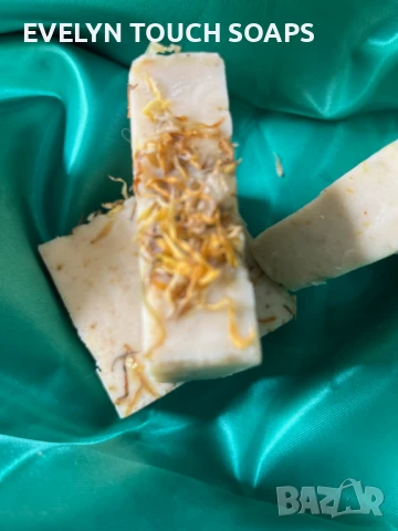 натурален сапун Слънце и Невен – ръчно направен сапун със сухо козе мляко и куркума, снимка 3 - Козметика за тяло - 51104701