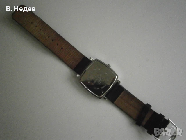 НОВ Q&Q, quartz 38mm x 38mm; височина 6,8мм!, снимка 8 - Мъжки - 50493066