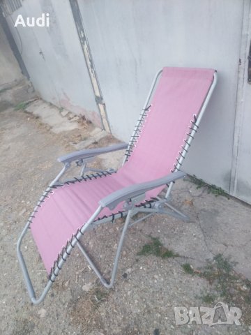 Сгъваем стол шезлонг сподлкътници, функция за люлеене  Удобен, комфортен, без забележки, снимка 4 - Градински мебели, декорация  - 41644727