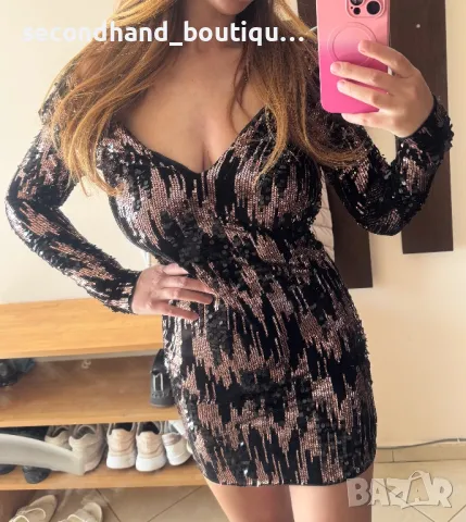 Елегантна рокля с пайети ! Като нова