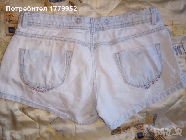 Къси панталонки Avrile, снимка 2 - Детски къси панталони - 41697651