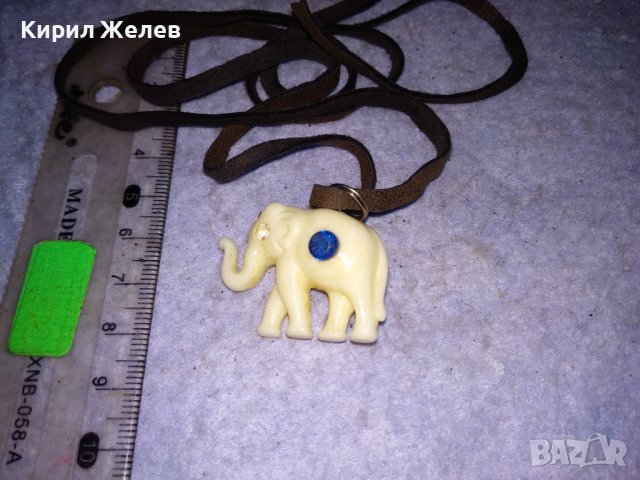 АРТ МЕДАЛЬОН СЛОНЧЕ от НАТУРАЛЕН КАМЪК МЛЕЧЕН БЯЛ ОПАЛ с БЯЛ и СИН ЦИРКОН с ШНУРЧЕ от ВЕЛУР 21417, снимка 11 - Колиета, медальони, синджири - 41483578