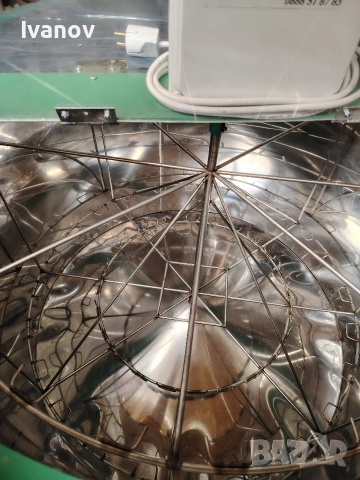 Центрофуга за мед 24 рамкова, снимка 3 - За пчели - 53761710