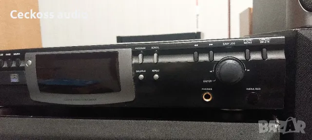 Сд плеър PHILLIPS CDR 770, снимка 3 - Ресийвъри, усилватели, смесителни пултове - 49878354