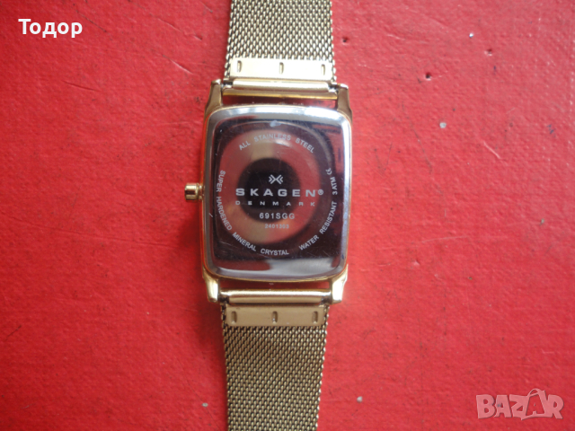 Позлатен датски дамски часовник Skagen, снимка 9 - Дамски - 44764805