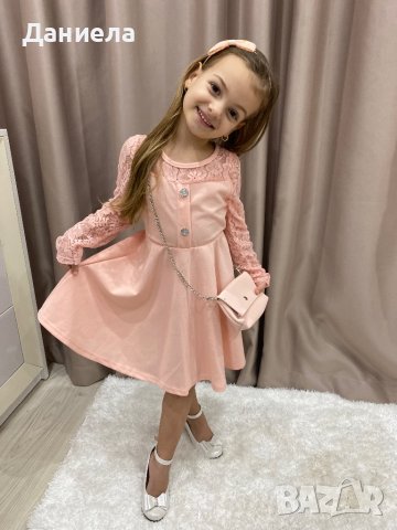 Стилна рокля с чанта