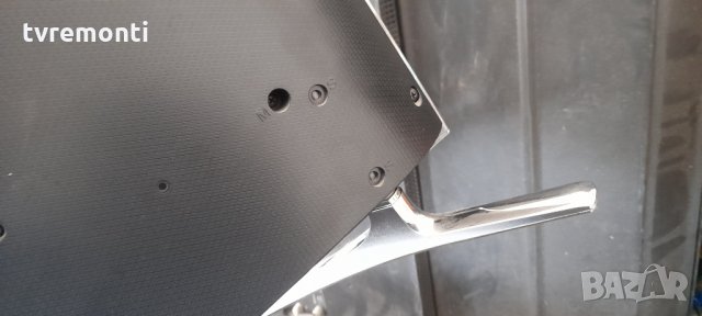 Стойкa за телевизор SAMSUNG модел UE32F4510A, снимка 3 - Стойки, 3D очила, аксесоари - 34513677