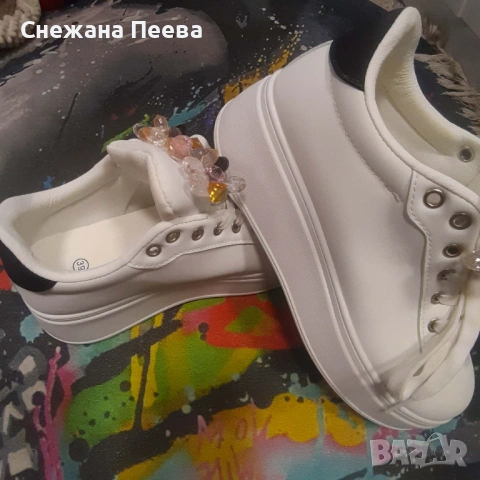 Нови дамски маратонки, снимка 2 - Маратонки - 53783705