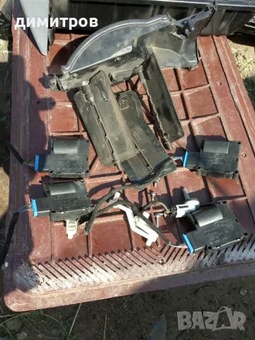 Серво моторчета 4F0820511А  и  клапи за парно за Audi A6 4F, Q7, A8, VW Touareg, снимка 3 - Части - 55729876