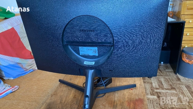 Монитор Самсунг Samsung 4K , снимка 2 - Монитори - 53628895