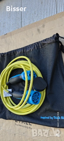 Кабел за зареждане на електромобил или хибрид оригинален Mercedes