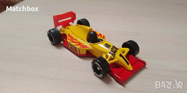 Matchbox 1/64, снимка 2 - Колекции - 46556399