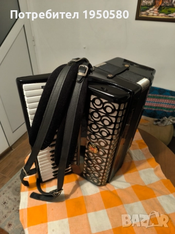 Продавам акордеон