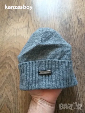 ben sherman - страхотна мъжка шапка КАТО НОВА