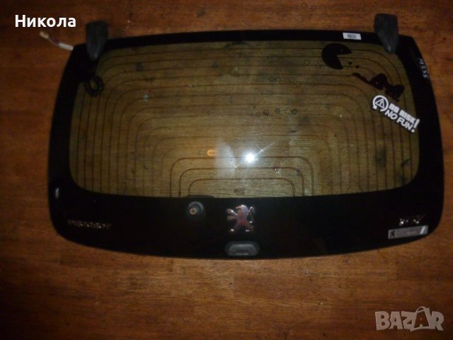 Задно стъкло - заден капак Peugeot 107 - Пежо 107