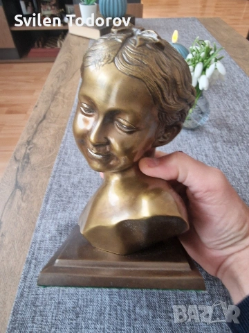 Бронзов бюст на момиче, снимка 2 - Колекции - 53663069