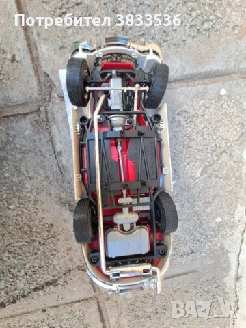 Mercedes Banz 300SL Burago Italy 1:18 метален ретро модел, снимка 15 - Колекции - 47568054