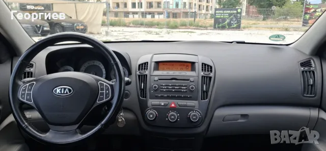 KIA Ceed 1.6i 16V 126PS бензин, снимка 8 - Автомобили и джипове - 55791017