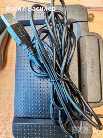 Компютърен мултимедиен педал Philips, снимка 2 - Джойстици и геймпадове - 40974813