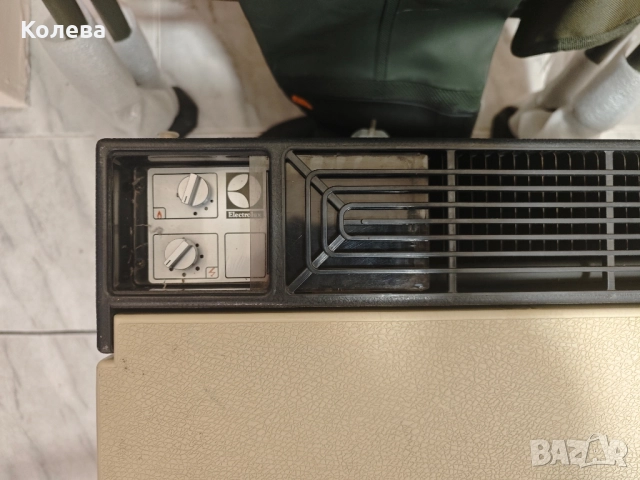 Къмпинг хладилник на 12V, 220V и газ, снимка 9 - Хладилни чанти - 52548029