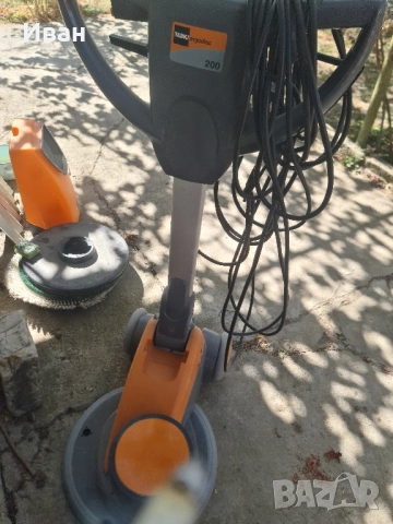 Еднодискова подопочистваща професионална машина Taski