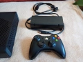 XBOX 360 E +джойстик и 5 игри, снимка 2