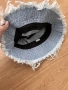 Дънкова шапка тип "Bucket" с ресни – Нова, снимка 2