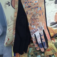Кашмирен шал с принт на картина по творби на известни художници в комплект с ръкавици, снимка 2 - Шалове - 34079001