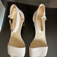 Дамски обувки, снимка 1 - Дамски обувки на ток - 40873273