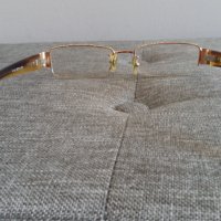 Слънчеви очила Ray Ban  и рамки за диоптрични очила Guess, Gucci, снимка 13 - Слънчеви и диоптрични очила - 41824687