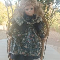 порцеланова кукла -39лв, снимка 1 - Колекции - 42377360