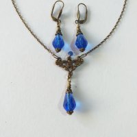 Разкошен комплект бижута с кралско сини капки от Венецианско стъкло и бронзови орнаменти, снимка 2 - Бижутерийни комплекти - 40711991