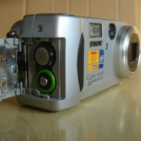 Sony DSCP51 Cyber-shot 2MP цифров фотоапарат с 2x оптично увеличение, снимка 7 - Фотоапарати - 44479279