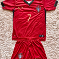 Детско - юношески  футболен екип Португалия Роналдо  Portugal Ronaldo , снимка 1 - Детски комплекти - 39939975