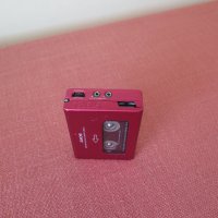 Sony walkman quartz WM-DD3 Red,1989г, снимка 6 - Радиокасетофони, транзистори - 41444996