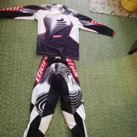 мотокрос екипировка Thor Jersey (size L) + pants (size 34)(EU50)Черно /бяло/червено /зебра, снимка 7 - Аксесоари и консумативи - 44335653