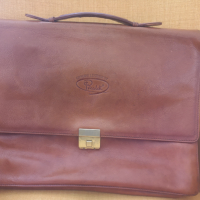 Продавам луксозна бизнес чанта от естествена кожа , снимка 1 - Чанти - 44920755