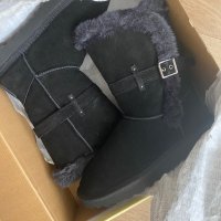 Нови ботуши черни,топли, тип ugg, снимка 1 - Дамски ботуши - 44239574